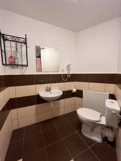 12# Sunflower Cozy Apartment Budapest Luaran gambar